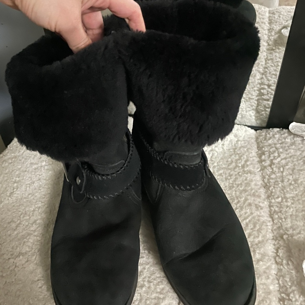 Ugg fold down boots - Picture 6 of 9